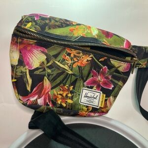 Hoffman Herschel Floral Fanny Pack